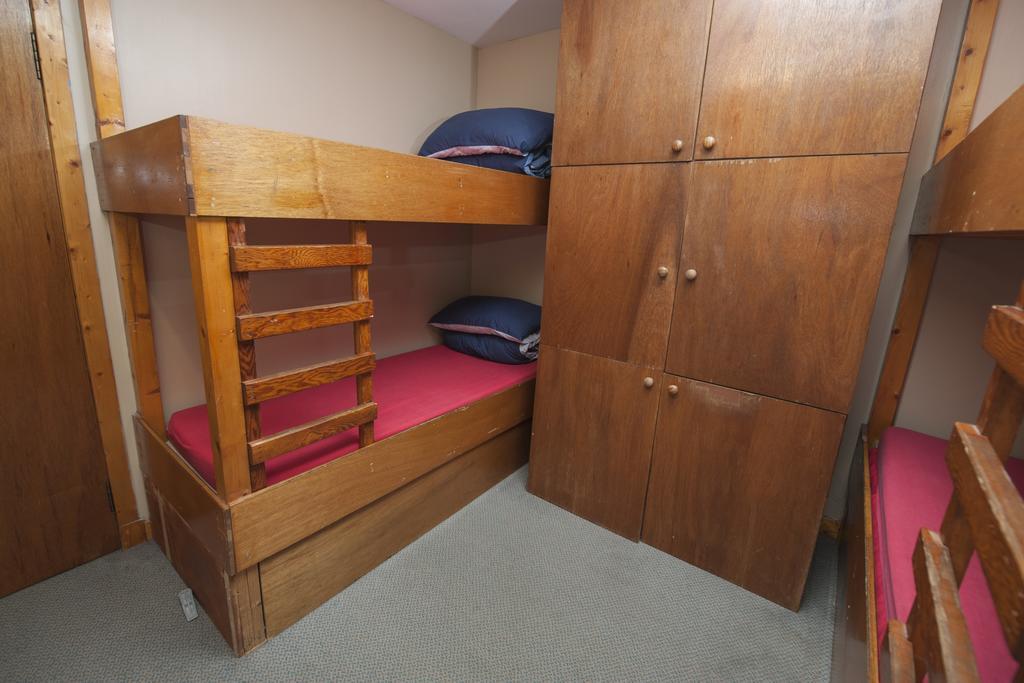 Craggan Outdoors Ardenbeg Bunkhouse Hostel Grantown-on-Spey Phòng bức ảnh
